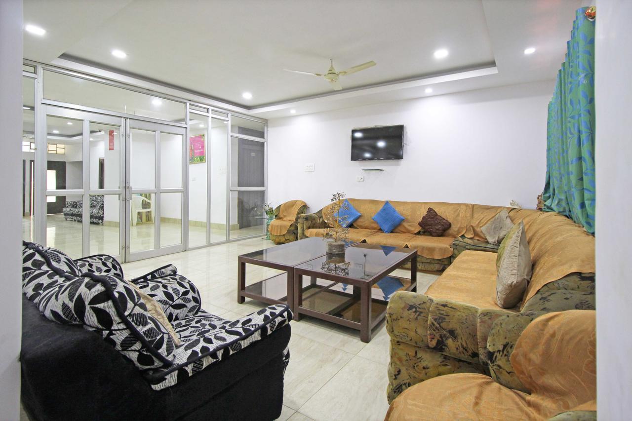 Oyo 4398 Hotel Rajat Grand Varanasi Exterior foto